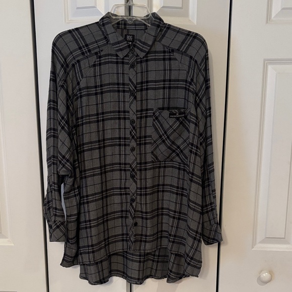 BDG Tops - BDG Urban Outfitters Black and Gray Checkered Button Down Shirt